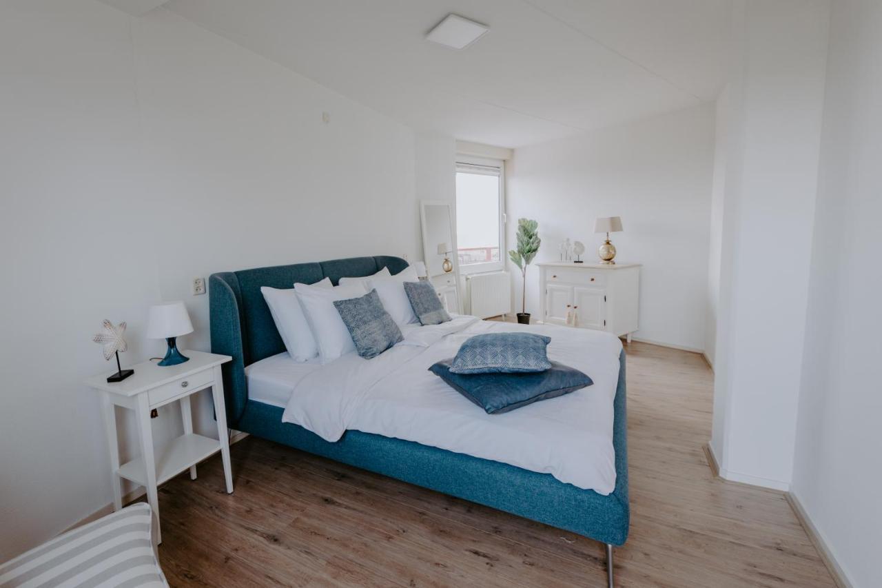 Stijlvol Appartement Op Strand Makkum Exterior photo