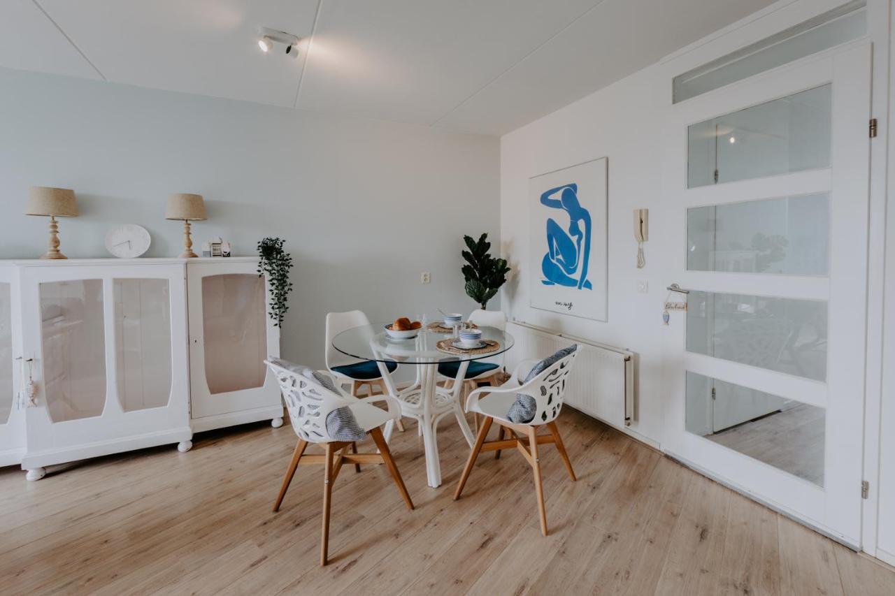 Stijlvol Appartement Op Strand Makkum Exterior photo